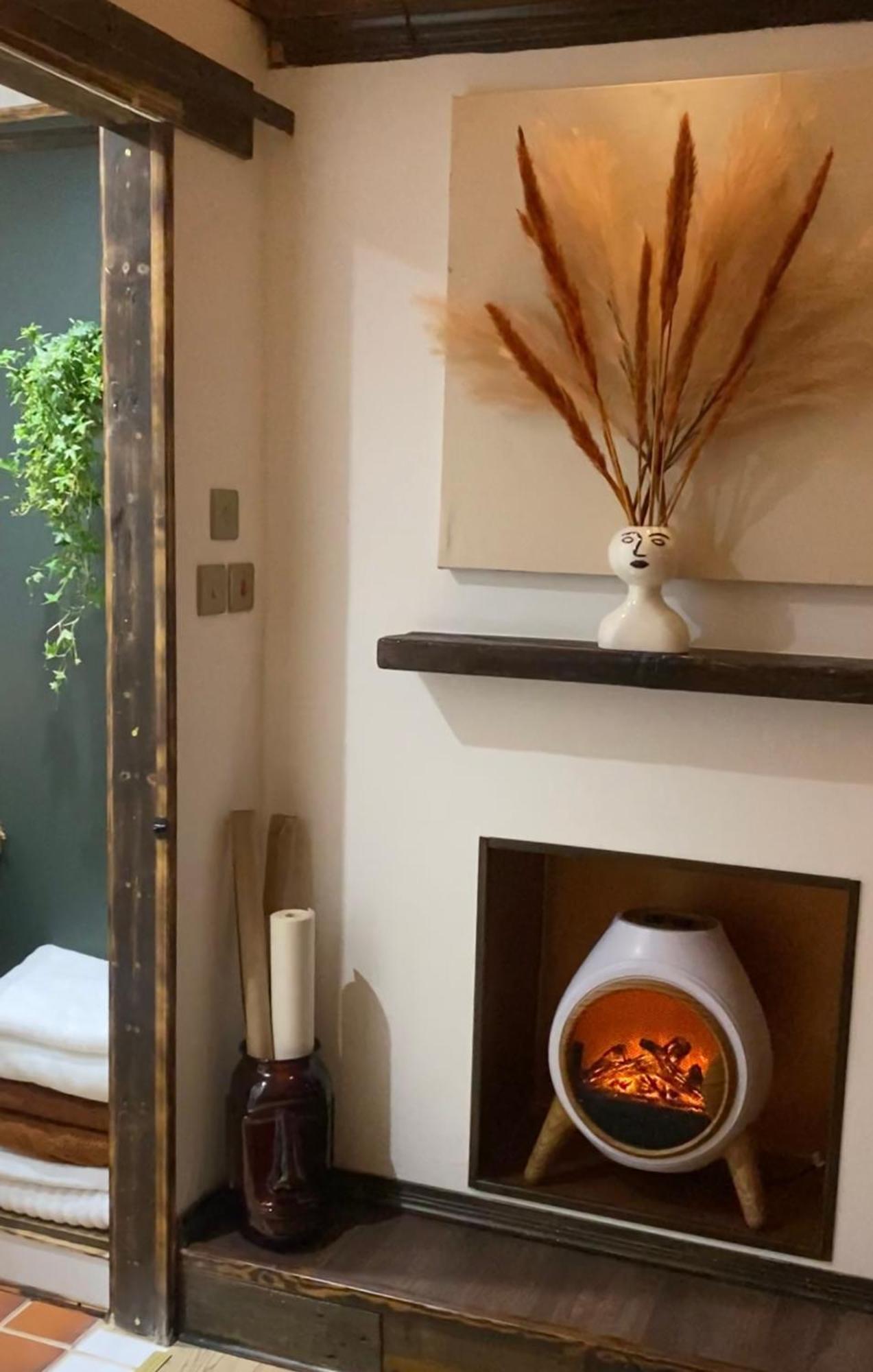Spacious & Light Studio Loft Alloa Exterior foto